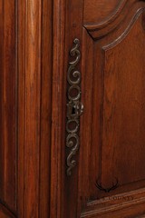 Antique 19th Century Solid Oak Petite Cabinet With Drawer And Scalloped Apron