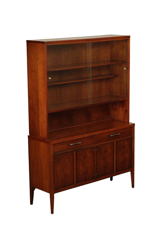 Lane ‘Tuxedo’ Mid Century Modern Walnut China Cabinet