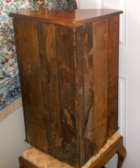 Exquisite Antique GEORGIAN HANGING Corner WALL CABINET