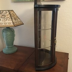 Vintage Mini Curio Display Cabinet Glass Front Shelves Vendors Re-Sellers Locks