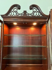 1980s Councill Craftsman Regency Style Flame Mahogany Curio China Display Cabine