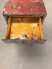 Vintage Steel Medical Cabinet Apothecary Chest Electroweld Mfg Co. 1951