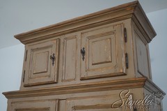 70896: WOODLAND Large Country Distressed Painted Cabinet