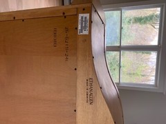 Ethan Allen Display Cabinet in excellent condition!