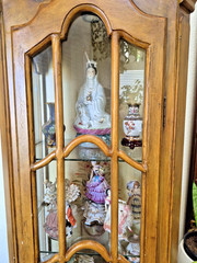 Large 77″ Hand Painted Maple? Wood Glass Display Cabinet Case 3 Shelf Ornate HTF