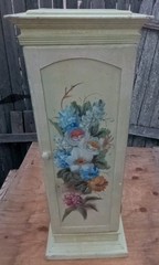 VTG RARE OOAK HAND PAINTED COUNTRY FLORAL CAB. PEDESTAL SOLID WOOD 30×12″New(?)