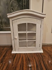 Antique Distressed White Wood WallMount/FreeStand Small Curio W/Glass Door &…
