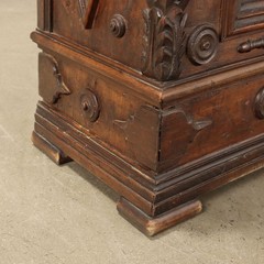 Antique Baroque Chest Walnut Chestnut Italy XVIII Century