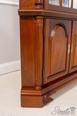 71224: HITCHCOCK Mahogany Georgian Style Lighted Corner Cabinet