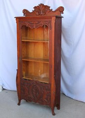 Antique Oak Display Cabinet – single door – Carved Cupids