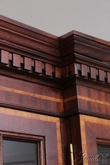 72292: COUNCILL CRAFTSMEN Flame Mahogany 4 Door Breakfront Bookcase
