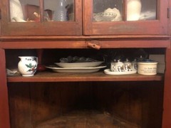 ANTIQUE CORNER CUPBOARD