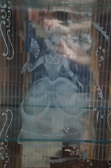 Antique Italian Baroque Rococo Walnut Burr Curio Display Cabinet Glass Showcase