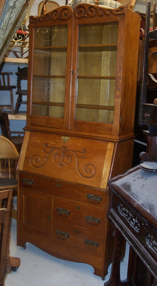 Early 1900’s Quartersawn Oak Drop Front Secretary Buffet/Hutch (BF1)