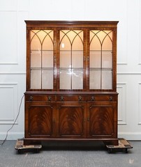 BEVAN FUNNEL GEORGIAN STYLE DISPLAY CABINET BOOKCASE GLASS SHELVES AND LIGHTS
