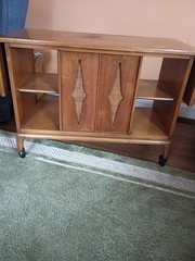 Vintage Cabinet/Console Good condition, Brown