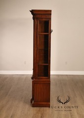 Henredon Furniture Georgian Style Mahogany Breakfront
