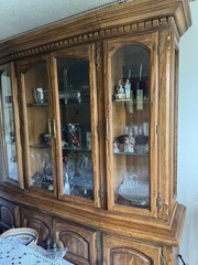 Mahogany China Cabinet Set
