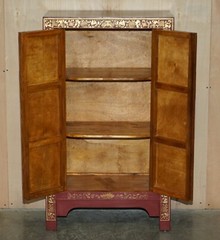 FINE ANTIQUE CHINESE BUTTERFLY HAND PAINTED LACQUERED LARGE SIDE TABLE CUPBOARD