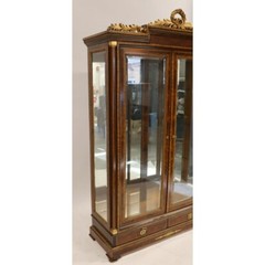 Vintage Italian Vitrine Display Cabinet.