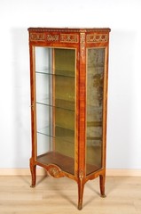 Transition style display case in Linke’s taste, violet wood, circa 1880