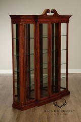 Henredon Georgian Style Large Four Door Curio Display Cabinet