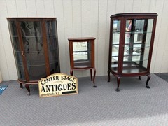 67681 Mahogany Serpentine China Cabinet with Claw Feet, 1930s