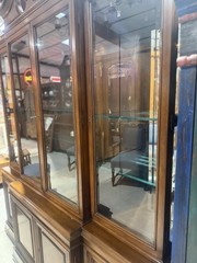 Karges Beveled Glass Doors Lighted China Cabinet