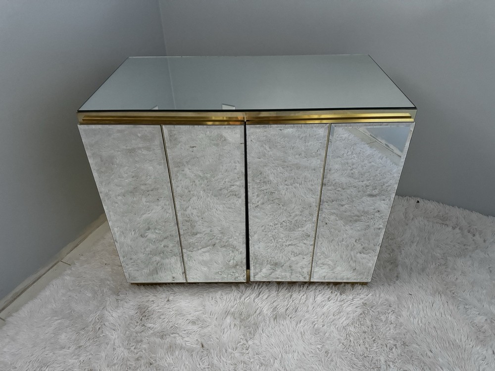 Post-Modern Mirrored Brass Credenza/Cabinet O.B. Solie for Ello Furniture, Italy