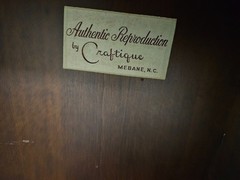 MAHOGANY CORNER CABINET CRAFTIQUE HANDMADE