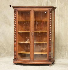 Antique American Oak Curved Glass Front China / Display Cabinet