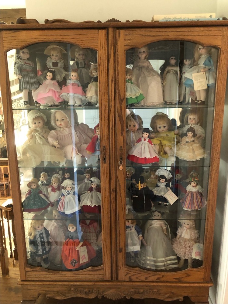Oak etched glass 2 door curio cabinet 4 shelves without Madame Alexander Dolls