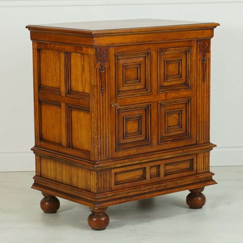 Oak solid wood Dutch style single door Cabinet