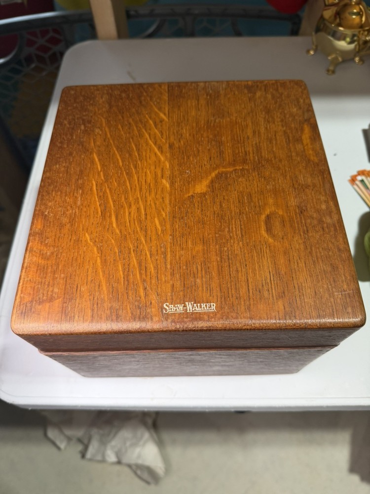 Vintage Shaw Walker Oak FILE or RECIPE BOX Dovetailed with 3 Sets of Dividers