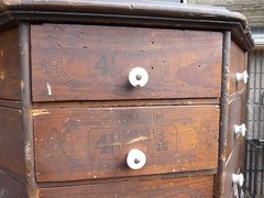 c1903 AMERICAN bolt & SCREW co. DAYTON, OH octagonal hardware store cabinet 98dr