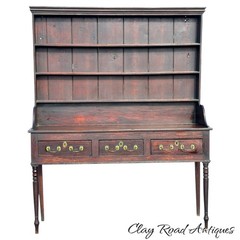 Antique welsh dresser cabinet cupboard walnut old finish 18th Hunt Board George