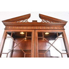 Baker Furniture Georgian Carved Mahogany Lighted Breakfront Bookcase