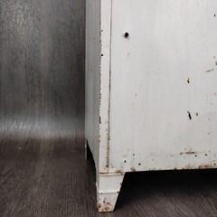 Industrial Metal Medical Cabinet White Steel Storage Locker 28″ Freestanding Sm