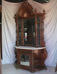 Antique Victorian Rosewood Étagère with console cabinet