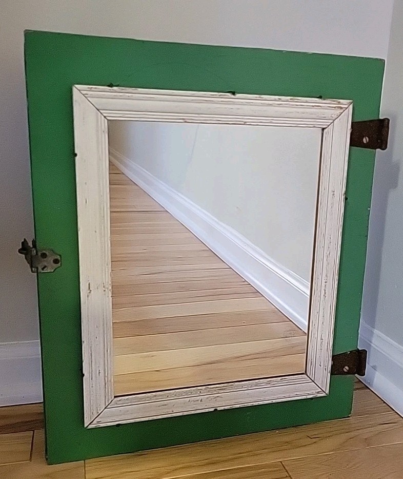Vtg Shabby Wood Country Wall Medicine Cabinet Mirror Chic Distressed Chippy SEE
