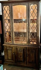 Vintage 1970’s Dining Room China Cabinet Hutch w/ Upper Display Case – 74x45x16