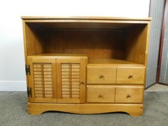VTG 36″W Maple ’70s E Allen-esque Console Louver Doors Cabinet Chest Colonial VG