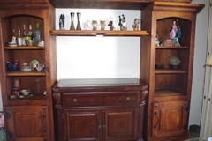 Broyhill Mahogany Wood China Marbel Top Silver Wear Cabinet