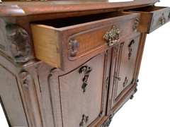 French Louis XV Oak Display China Cabinet Display Hutch with Beveled Glass 1900s