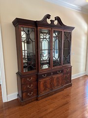 HENKEL HARRIS Mahogany 2377 Breakfront China Cabinet
