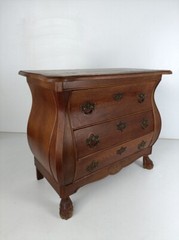 Antique Chest of Drawers Dresser Drawer Cabinet bird legs Beautiful