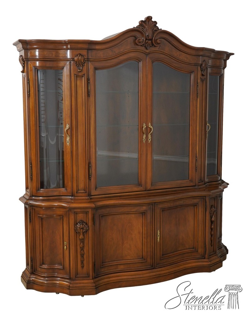 L61527EC: KARGES French Louis XV Style Walnut China Cabinet