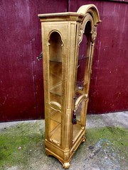 Antique Wieman gold Curio 3 Shelve Cabinet Display . Hollywood Regency Style