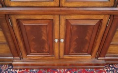 Ethan Allen Newport Collection Mahogany Bookcase China Cabinet Breakfront