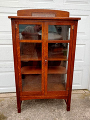 SUPER LIMBERTS ARTS & CRAFTS CHINA CABINET W/ PEGGED TENONS & HAMMERED HINGES